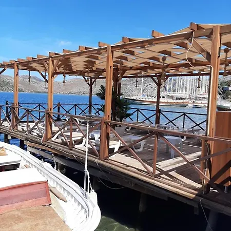 Defne Lorina Butik Hotel Taslica